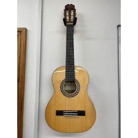 Admira Alba Classical Guitar 1/2